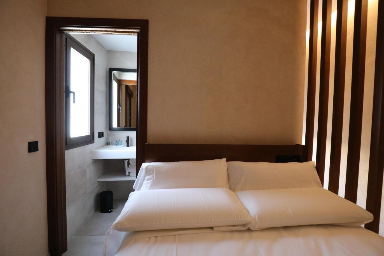 Casa Senorial Del Siglo XVIII Aparthotel Sevilla Bagian luar foto
