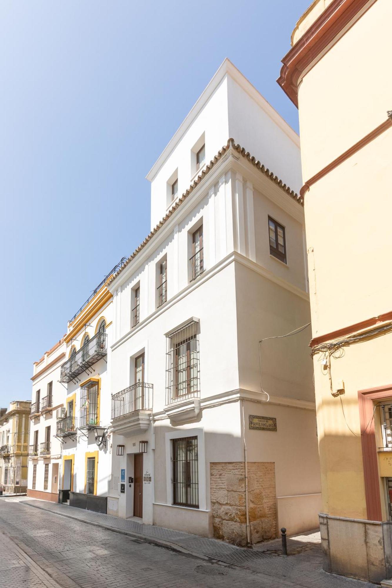Casa Senorial Del Siglo XVIII Aparthotel Sevilla Bagian luar foto